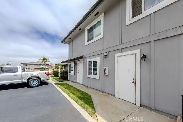 16684 Arbor 110C, Huntington Beach, CA 92647