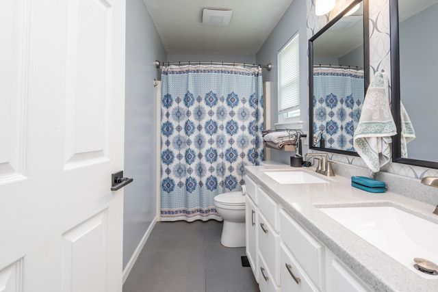 512 AMAZON DR, Columbia, MO 65202