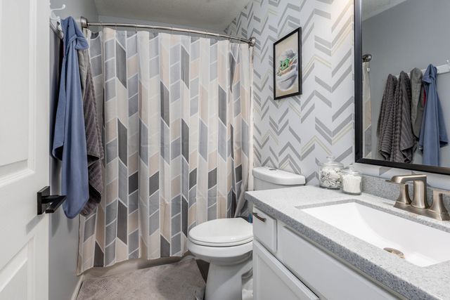 512 AMAZON DR, Columbia, MO 65202