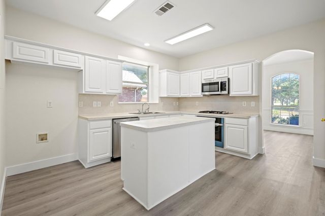 3805 Wellington Drive, Richardson, TX 75082