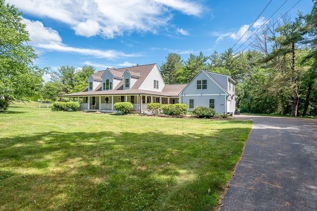 227 Eight Lots Rd, Sutton, MA 01590