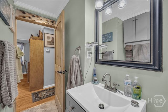 62 Oak Street, Elberton, GA 30635