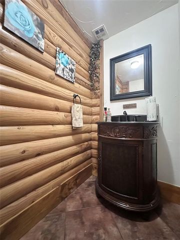 9959 Hickory Hollow Road, Shawnee, OK 74804