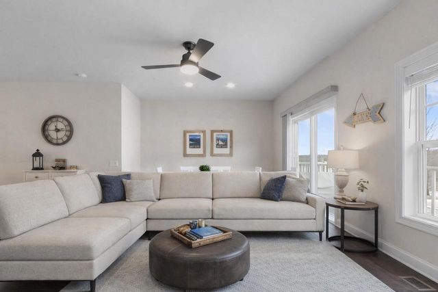 193 2nd AVENUE, Fontana, WI 53125