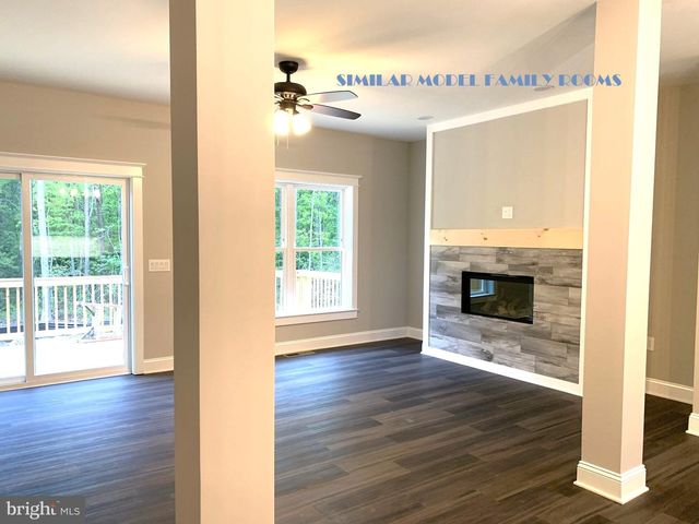 13205 SCOTTEN DR, Fredericksburg, VA 22407