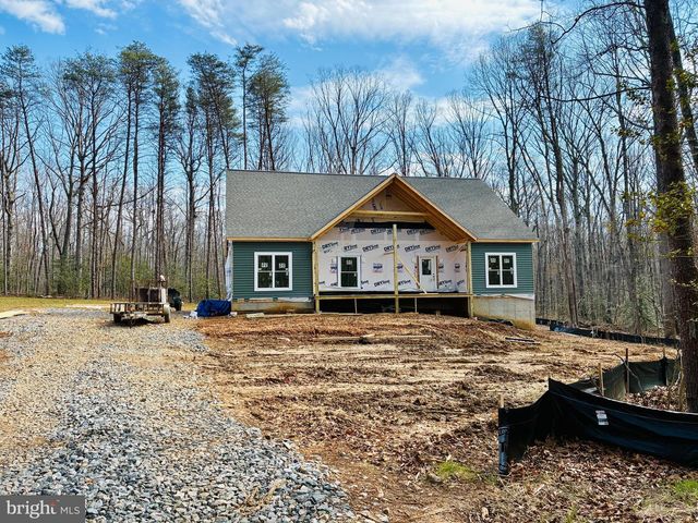 13205 SCOTTEN DR, Fredericksburg, VA 22407