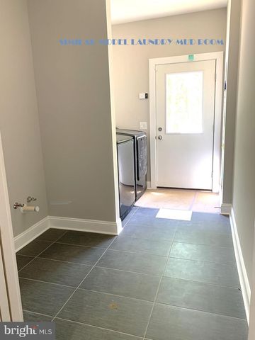 13205 SCOTTEN DR, Fredericksburg, VA 22407