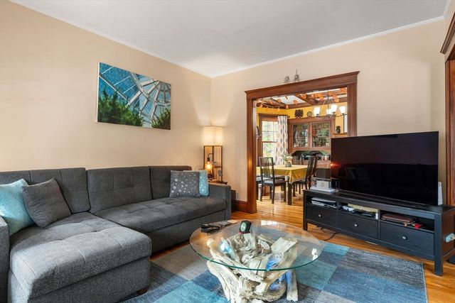 18 Kingsboro Park 1, Boston, MA 02130