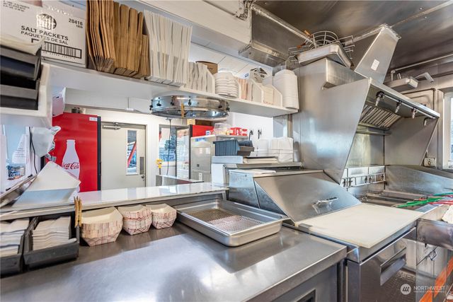 120 Rock Island Road, East Wenatchee, WA 98802