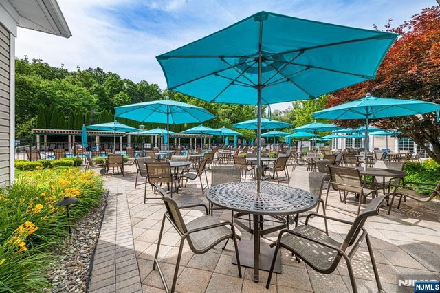 8421 Warrens Way 421, Wanaque, NJ 07465