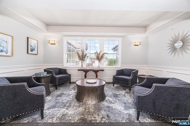 8421 Warrens Way 421, Wanaque, NJ 07465
