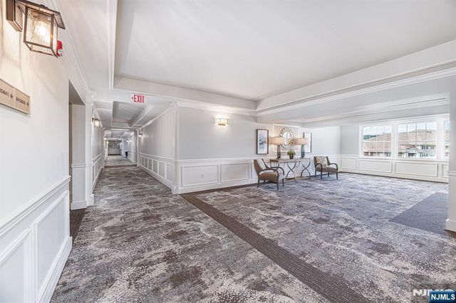 8421 Warrens Way 421, Wanaque, NJ 07465