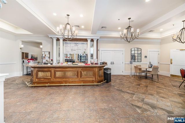 8421 Warrens Way 421, Wanaque, NJ 07465