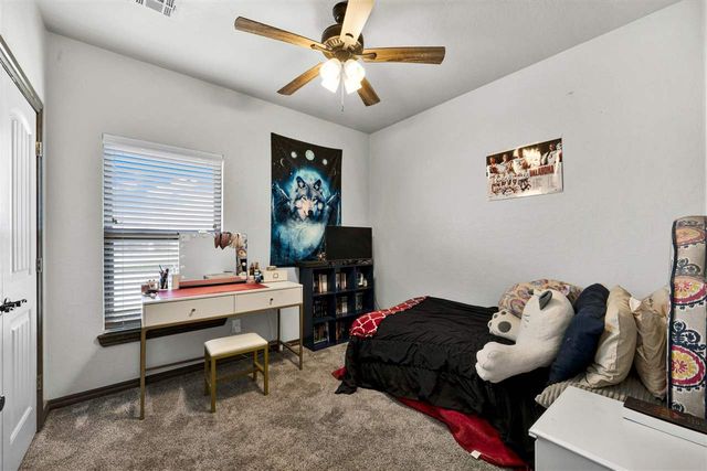 366 Mountain Ridge Dr, Lawton, OK 73507