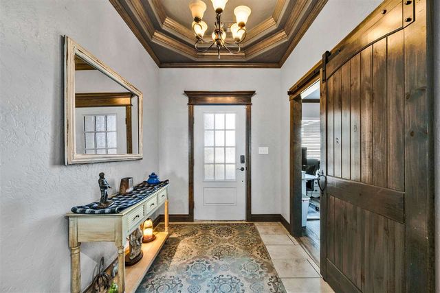 366 Mountain Ridge Dr, Lawton, OK 73507