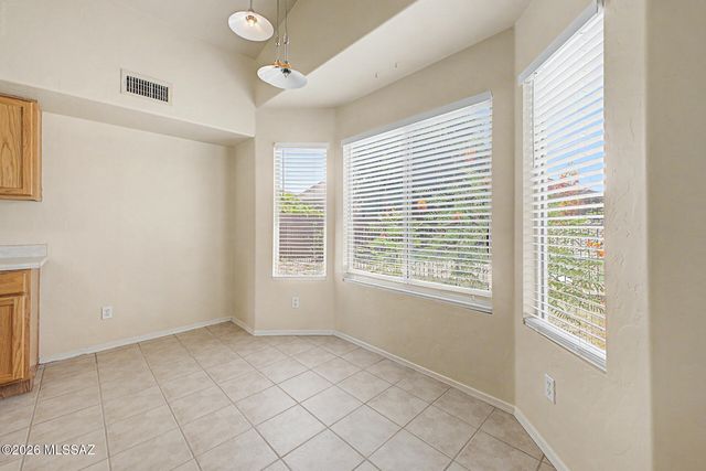 10136 E Axe Handle Court, Tucson, AZ 85748