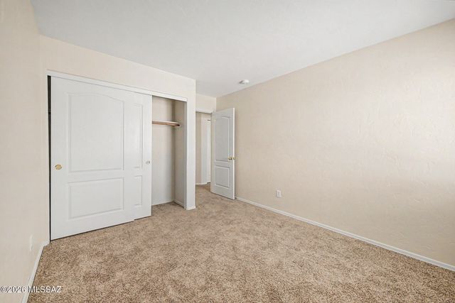 10136 E Axe Handle Court, Tucson, AZ 85748
