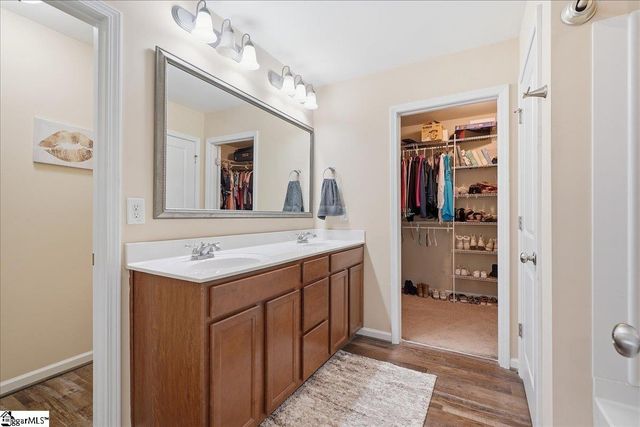 234 Rivers Edge Circle, Simpsonville, SC 29680