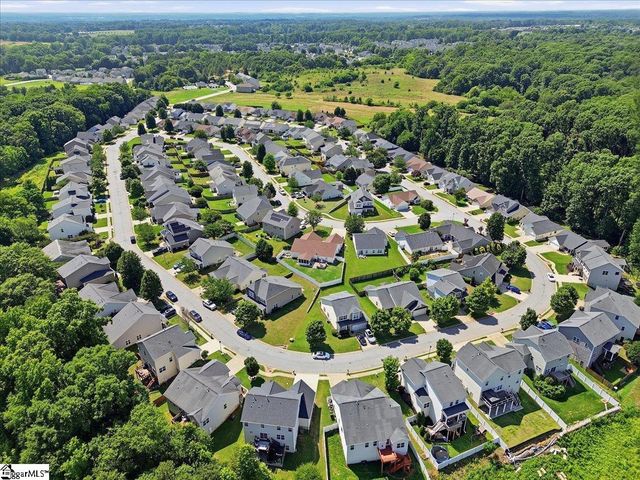 234 Rivers Edge Circle, Simpsonville, SC 29680