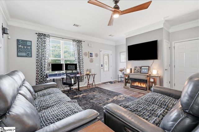 234 Rivers Edge Circle, Simpsonville, SC 29680