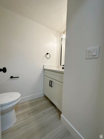 3566 E WASATCH HILLS LN, Salt Lake City, UT 84121