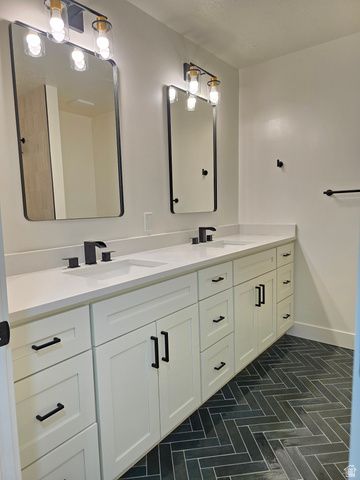 3566 E WASATCH HILLS LN, Salt Lake City, UT 84121