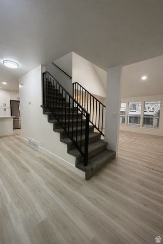 3566 E WASATCH HILLS LN, Salt Lake City, UT 84121