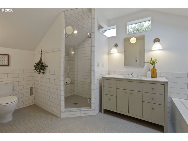 4333 Ne 29TH Ave, Portland, OR 97211