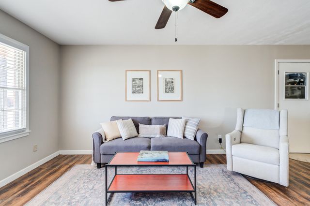 1912 69th Street, Lubbock, TX 79412