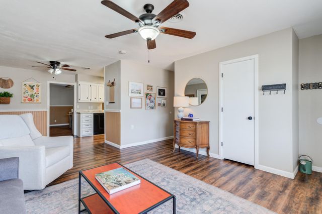 1912 69th Street, Lubbock, TX 79412