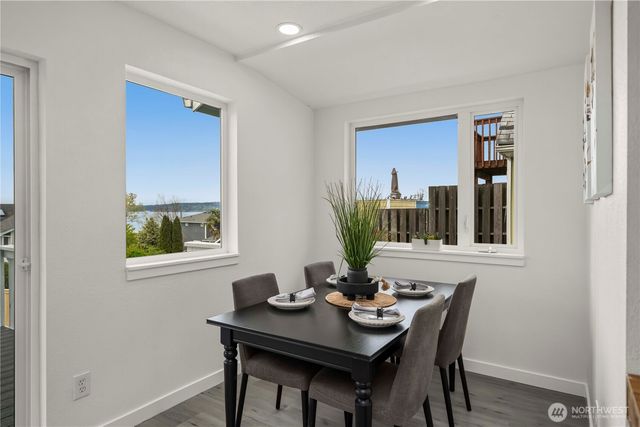 5006 Hyada Boulevard NE, Tacoma, WA 98422