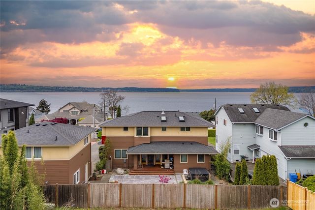 5006 Hyada Boulevard NE, Tacoma, WA 98422