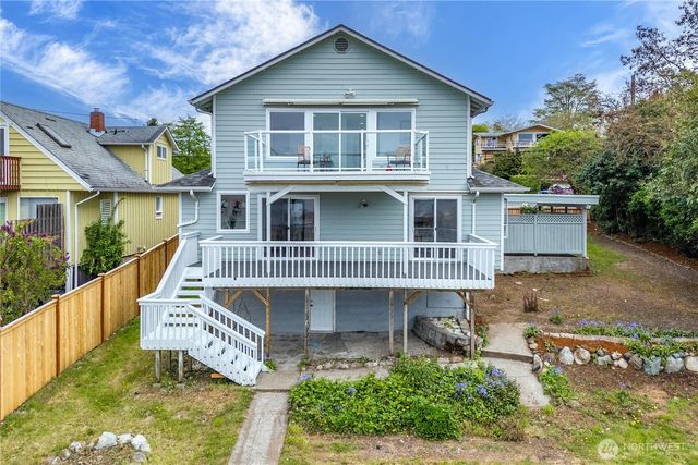 5006 Hyada Boulevard NE, Tacoma, WA 98422