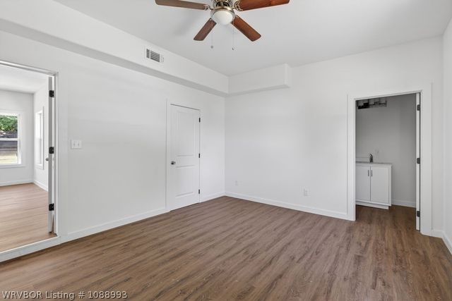 1328 S Bluff Avenue, Fort Smith, AR 72901
