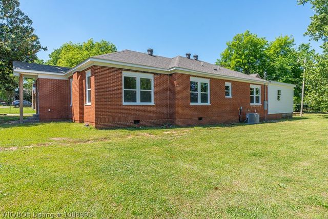 1328 S Bluff Avenue, Fort Smith, AR 72901
