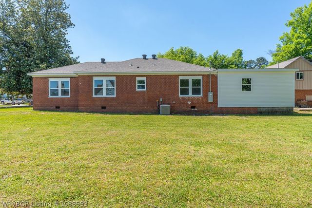 1328 S Bluff Avenue, Fort Smith, AR 72901