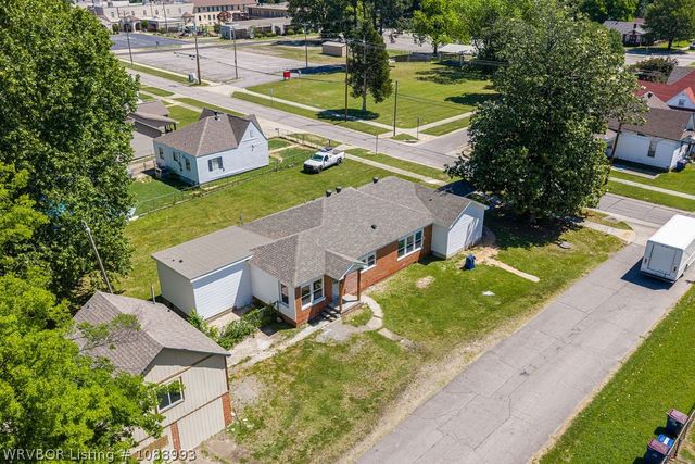 1328 S Bluff Avenue, Fort Smith, AR 72901