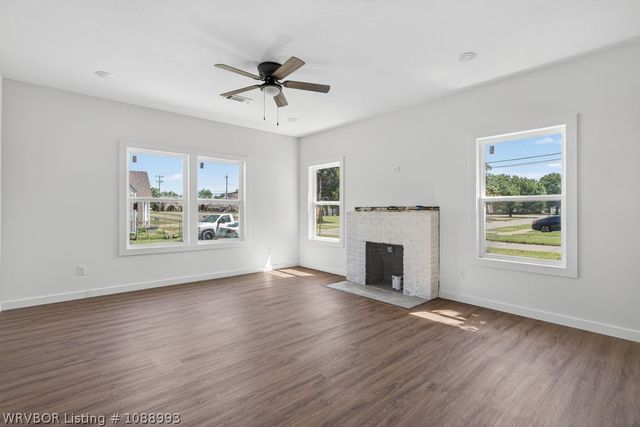 1328 S Bluff Avenue, Fort Smith, AR 72901