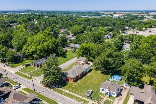 1328 S Bluff Avenue, Fort Smith, AR 72901