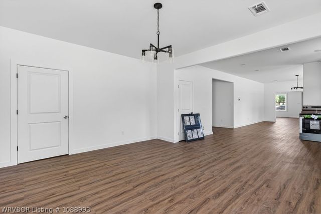1328 S Bluff Avenue, Fort Smith, AR 72901