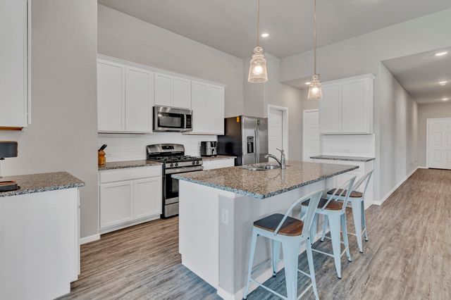6934 Pampas Place, Venus, TX 76084