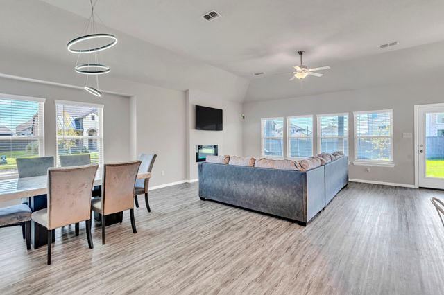 6934 Pampas Place, Venus, TX 76084