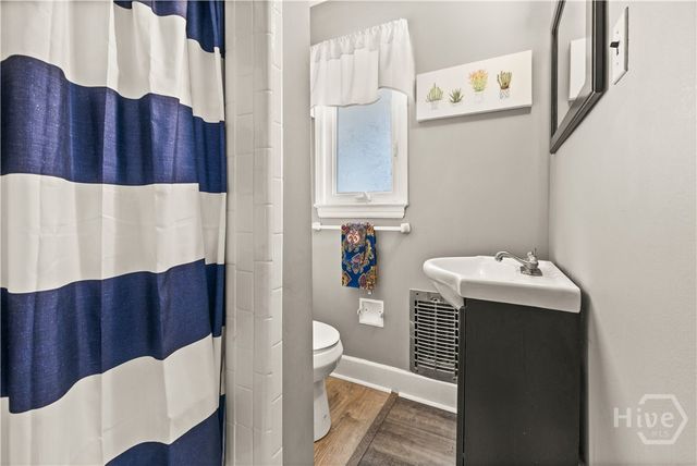 202 E 64th Street, Savannah, GA 31405