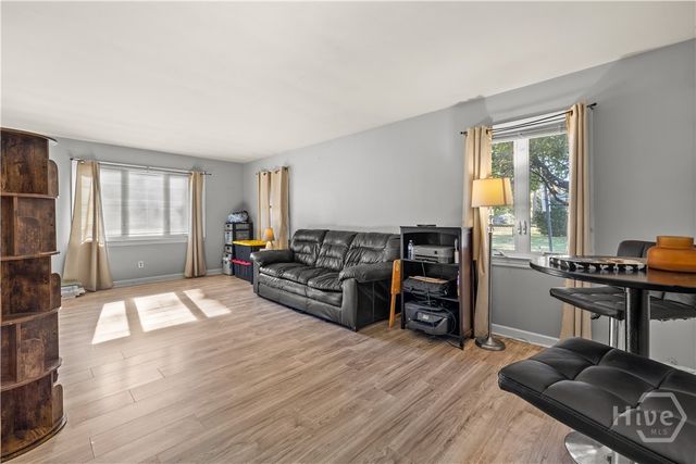 202 E 64th Street, Savannah, GA 31405