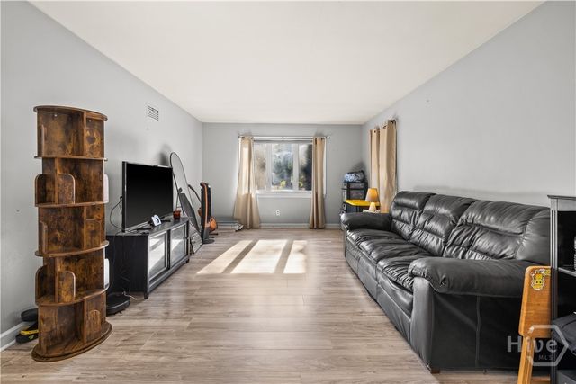 202 E 64th Street, Savannah, GA 31405