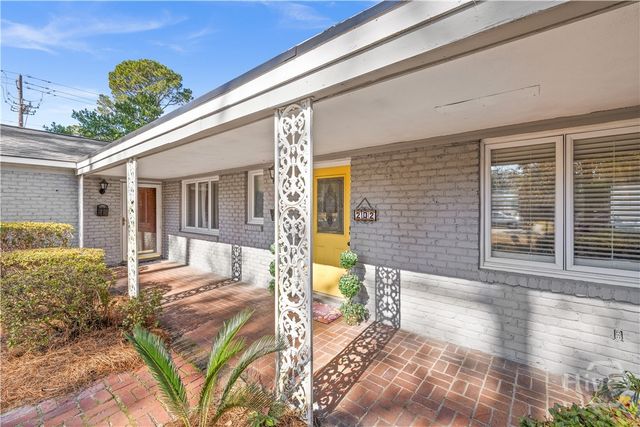 202 E 64th Street, Savannah, GA 31405