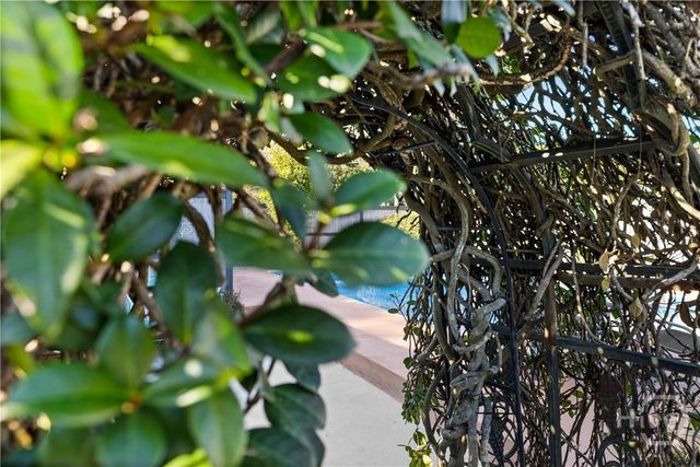 202 E 64th Street, Savannah, GA 31405