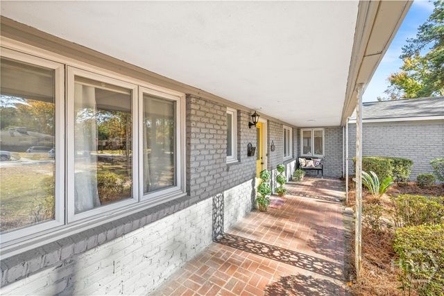 202 E 64th Street, Savannah, GA 31405