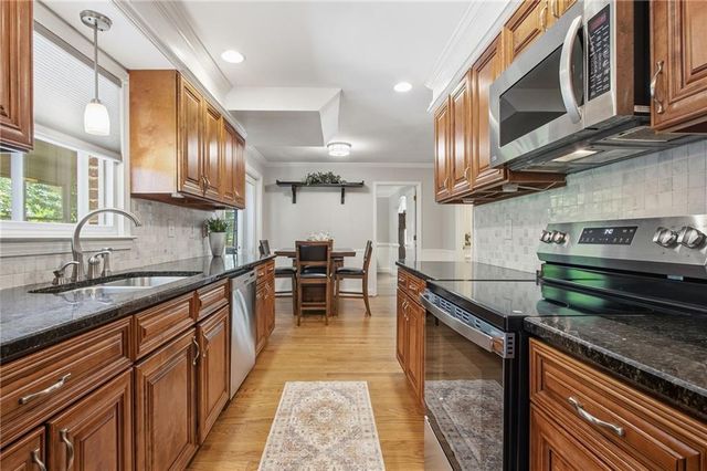 2590 Bentbrook Court, Dunwoody, GA 30360