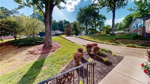 2590 Bentbrook Court, Dunwoody, GA 30360